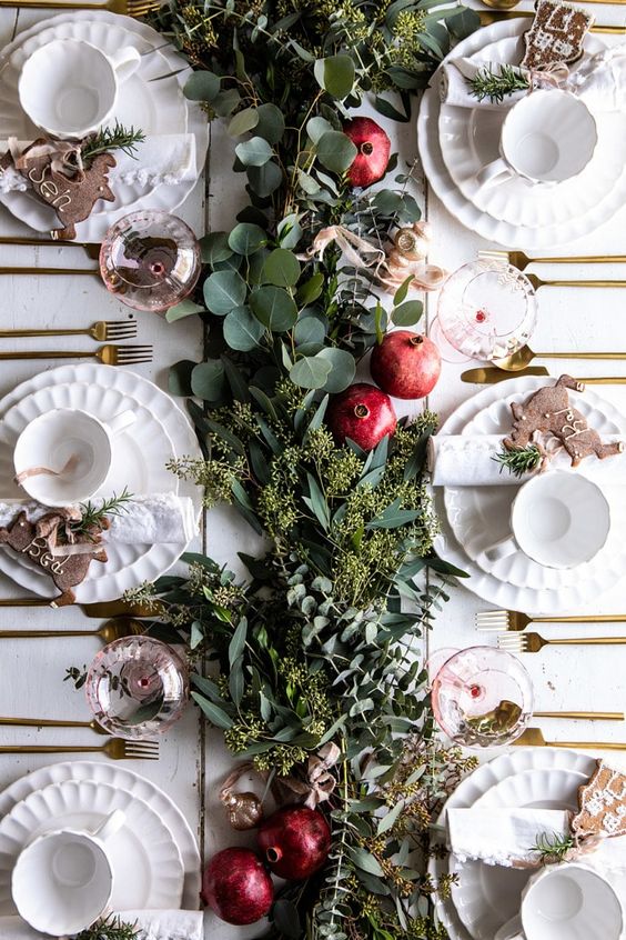 floral arrange table, foliage for dinner table