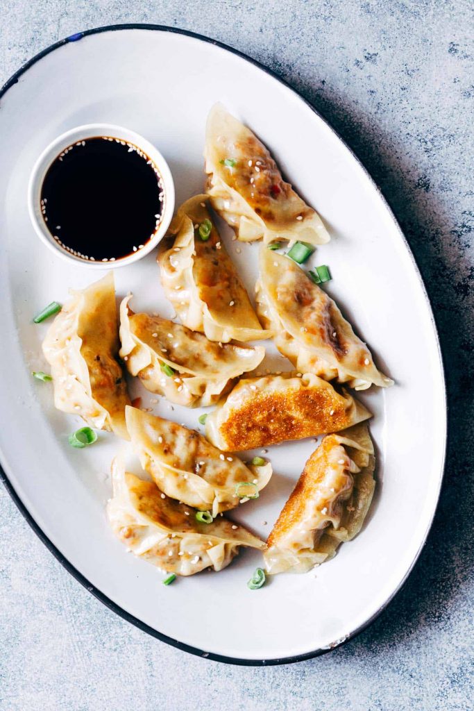 vegetable gyozas recipe, asian vegan recipes gyozas