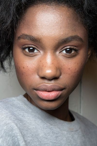 How to Achieve the Perfect No-Makeup Makeup Look - BrandAlley Blog