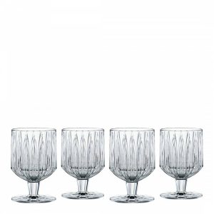 spring tablescape wine goblets