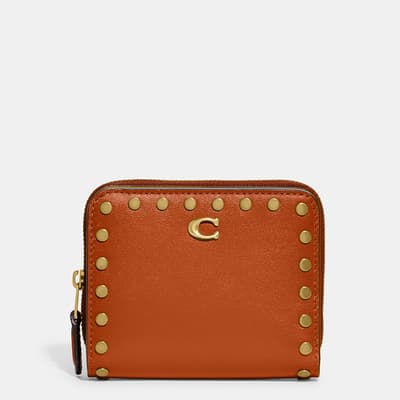 Canyon Glovetanned Leather With Rivets Billfold Wallet