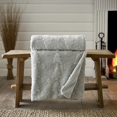 Winter Forest Faux Fur Throw 130x150cm, Silver