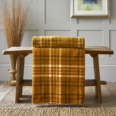 Snuggle Touch Tartan Throw 140x180cm, Ochre