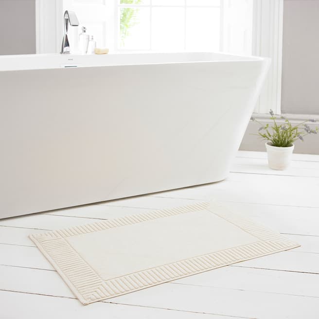 The Lyndon Company Bliss Bath Mat, Cream