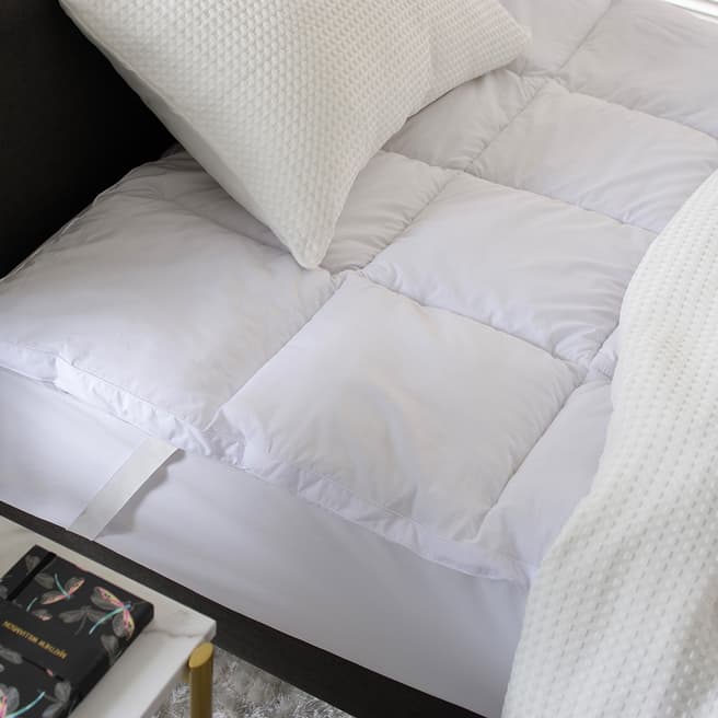 The Lyndon Company Luxury Quilted King Mattress Enhancer