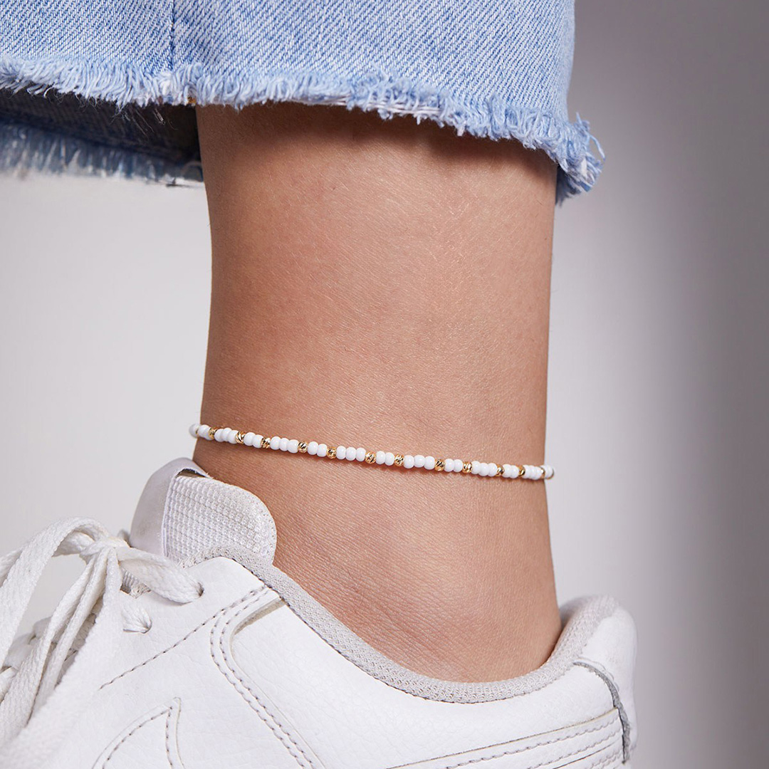 White And Gold Metal Anklet