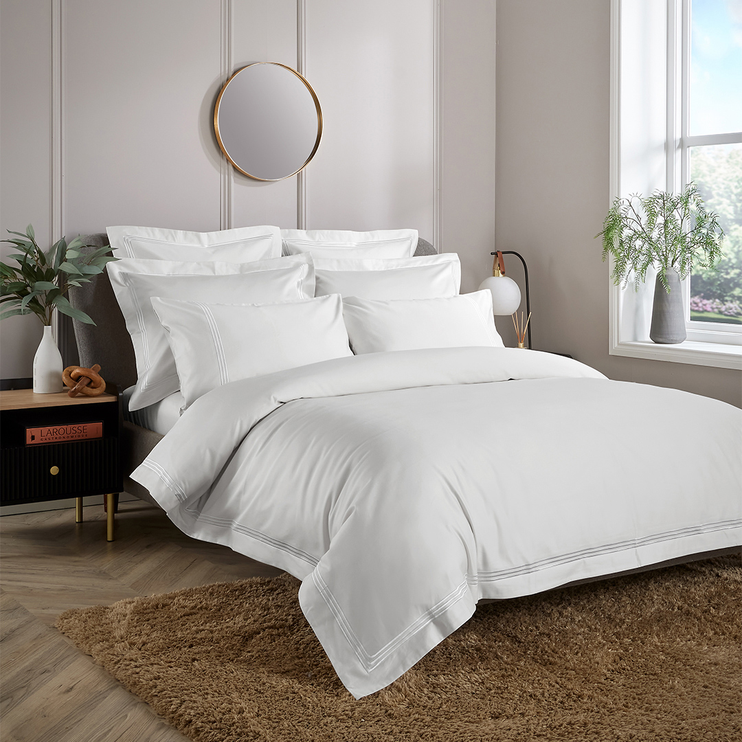 Embroidered 800TC Double Duvet Cover White/White