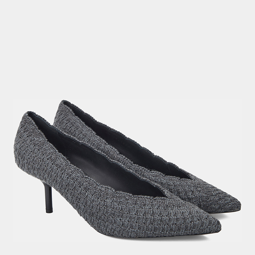 Grey Pointed Textured Heels