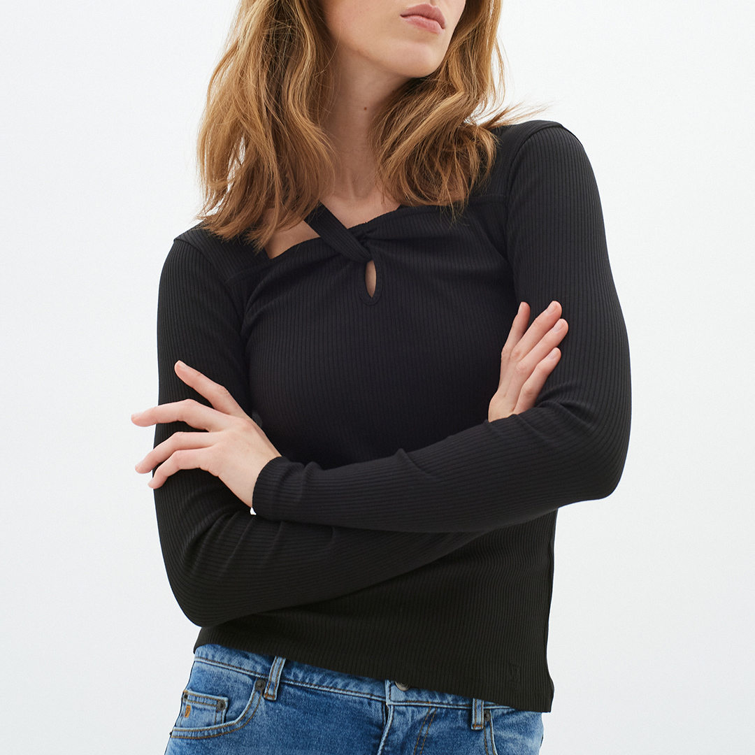 Black Puk Long Sleeve Top